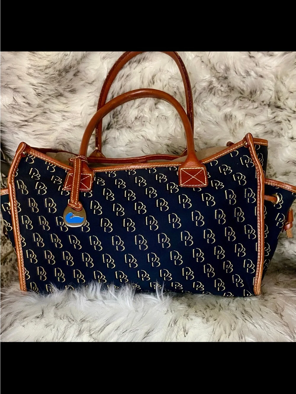 Vintage 2001 Dooney & Bourke Signature Monogram Tote & Wallet Set - USA Made - Picture 2 of 8